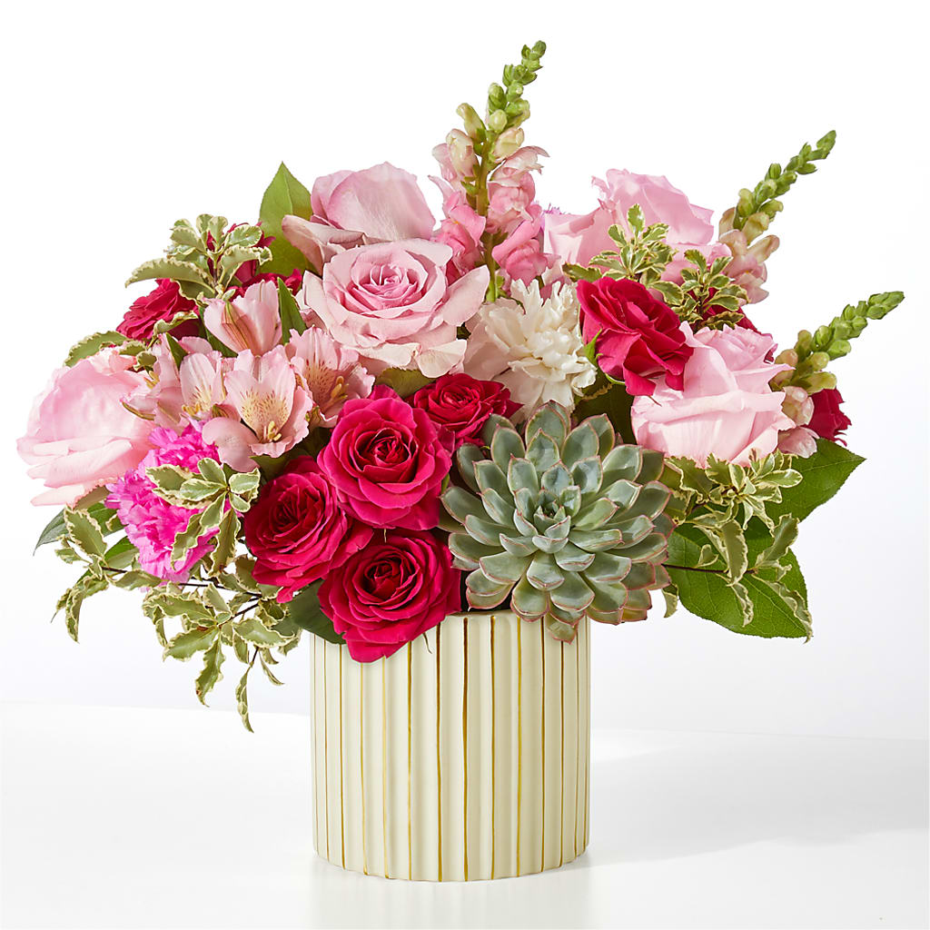Magenta Musings Bouquet – Gerbes, Wichita KS