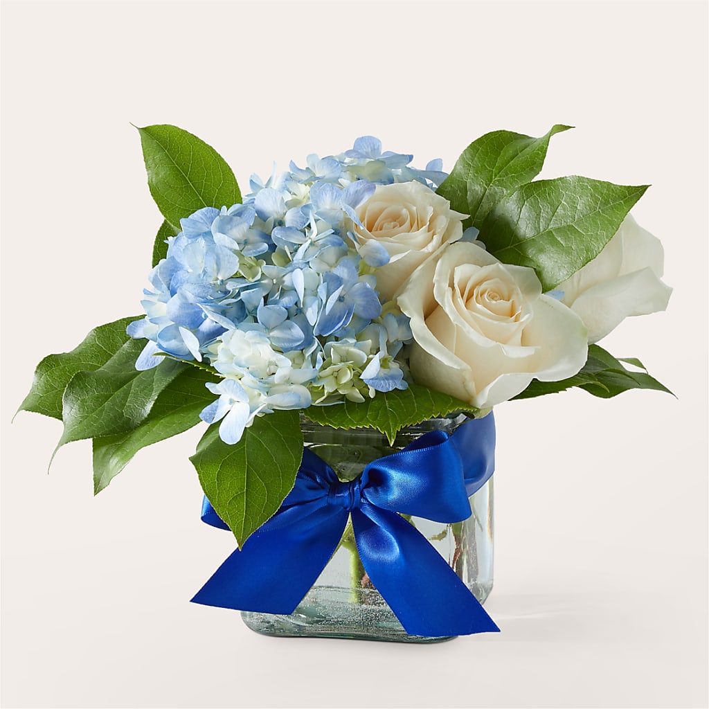 Sky Blue Delight Bouquet – Gerbes, Wichita KS